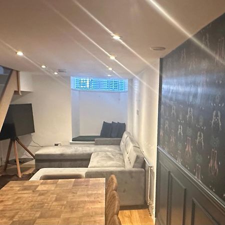 Luxury Retro 4 Bed Town House In Heart Of Alnwick Villa Екстериор снимка